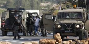 قوات الاحتلال تعتقل شابا وشقيقته في قرية كيسان شرق بيت لحم
