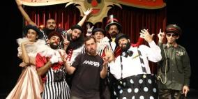 رسالة من كبار الكتّاب والمسرحيين تطالب “إسرائيل” بإطلاق سراح فرقة مسرحية فلسطينية