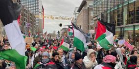 التجمع الديمقراطي الفلسطيني في هولندا واتحاد الشباب الأوروبي ينظمون مظاهرة دعما للشعب الفلسطيني