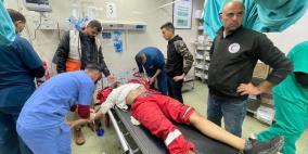 إصابات نتيجة إستهداف الاحتلال محيط مستشفى الأمل في خان يونس