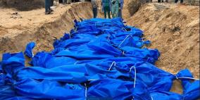 انتشال جثامين 283 شهيدا من ثلاث مقابر جماعية بخان يونس