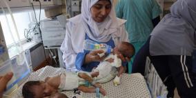 الأهالي يشتكون.. أزمات قاسية تطال "الأطفال الرضّع" في غزة