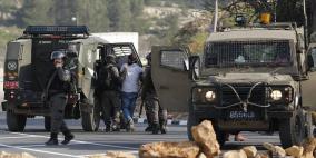 الاحتلال يعتقل 15 مواطنا بينهم فتاة وطفلان من الضفة