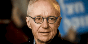 "إسرائيل تسقط في الهاوية"