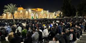 30 ألفا يؤدون صلاتي العشاء والتراويح في المسجد الأقصى