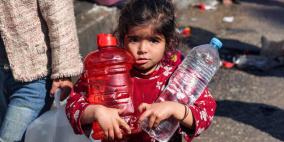 نقص المياه الصالحة للشرب في غزة يتسبب بانتشار الأمراض