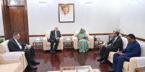 الرجوب يطلع رئيسة وزراء بنغلادش على آخر المستجدات