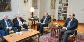 وفد "فتح" يطلع وزير خارجية مصر على الأوضاع الإنسانية والسياسية