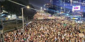 تظاهرات ضخمة في إسرائيل تطالب بإقالة نتنياهو وعقد صفقة تبادل