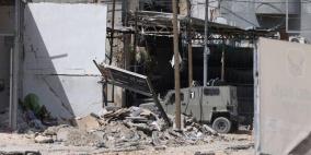 شهداء وجرحى وتفجير 3 منازل في مخيم نور شمس