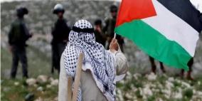 علم فلسطين والكوفية  أيقونتا العالم الحر