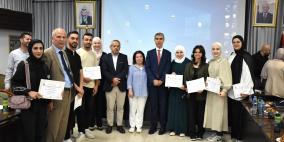 "التعليم العالي" وهيئة مكافحة الفساد تُكرمان الطلبة الفائزين في مسابقة الرسم
