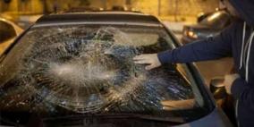 مستوطنون  يهاجمون مركبات المواطنين جنوب نابلس