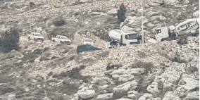 الاحتلال يستولي على "خلاطة أسمنت" غرب سلفيت