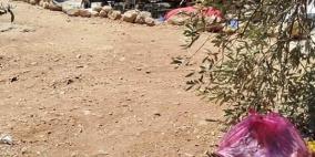 الاحتلال ينصب بوابة حديدية عند المدخل الجنوبي لمدينة طولكرم
