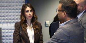 وزيرة العمل تتعرف على "آدم" أول موظف ذكاء اصطناعي في جامعة النجاح