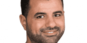باحث فلسطيني يحصل على تكريم دولي من دار النشر "Elsevier"