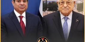 الرئيس عباس يجري اتصالا هاتفيا مع السيسي