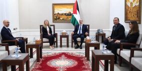 الشيخ يبحث مع وفد بريطاني التحديات الفلسطينية وسبل تثبيت وقف إطلاق النار وإعادة إعمار غزة