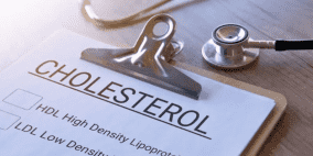 8 عادات صباحية ترفع مستوى الكوليسترول الضار