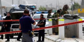 استشهاد مواطن وإصابة جنديين في عملية طعن قرب رام الله