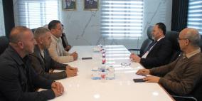 الوزير الميمي يبحث احتياجات الظاهرية وسبل اعتماد حلول أكثر استدامة لتطوير المنطقة