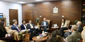 وزارة العمل تستقبل وفداً من الصندوق الدولي للتنمية الزراعية (إيفاد) لتعزيز فرص التشغيل في فلسطين