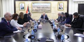 مصطفى يبحث مع وفد من مكتب الأمم المتحدة لخدمات المشاريع تعزيز الجهود الاغاثية والإنسانية