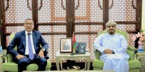 الرويضي يبحث مع الهيئة العُمانية للأعمال الخيرية التعاون والدعم الإنساني المقدم لفلسطين