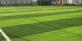 الاحتلال يمنع إدخال شحنة عشب اصطناعي مخصصة للملاعب الفلسطينية