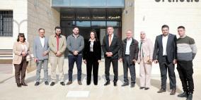 وزيرة التنمية الاجتماعية في زيارة لمصنع الأطراف الصناعية في الجامعة العربية الأمريكية