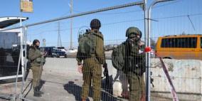 قوات الاحتلال تنصب حاجزا عند مدخل يبرود شرق رام الله