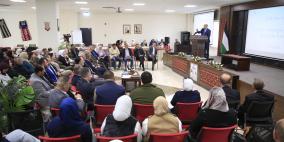 المدرسة الوطنية الفلسطينية للإدارة تُخرّج رؤساء الأقسام والشُعب