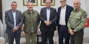 اللواء ناصر البوريني يستقبل ياسر عباس