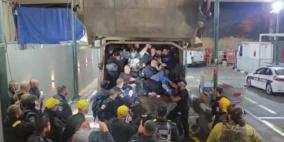 (حقوق العاملين) يطالب بمساءلة الجهات المسؤولة عن الانتهاكات التي يتعرض لها العمال أثناء تنقلهم أو خلال عملهم وتعزيز الرقابة على أماكن العمل