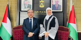  غنام تبحث آخر المستجدات السياسية مع السفير الياباني 