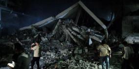 صور | طيران الاحتلال يدمر منزلاً بالزوايدة ويقصف غزة وخان يونس بالمدفعية