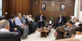 التربية" تكرم الطلبة الفائزين بمسابقة الأستاذ جلال الخطيب (المنهل في البيولوجيا)
