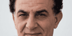 وفاة الروائي والإعلامي الفلسطيني زياد عبد الفتاح