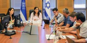 لجنة في الكنيست تقرّ بتداعيات اقتصادية واسعة لوقف دخول العمال الفلسطينيين