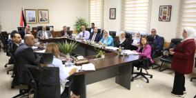 مجلس إدارة المدرسة الوطنية الفلسطينية للإدارة يعقد جلسته الثانية لعام 2026