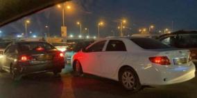 الاحتلال يحتجز مئات المركبات على حاجز بيت إكسا