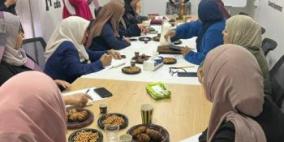 جمعية المرأة العاملة للتنمية تعقد لقاءً لتبادل الخبرات بين مجالس الظل النسوية في جنوب الضفة الغربية