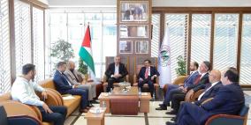 وفد من نقابة المهندسين يزور الجامعة العربية الأمريكية لبحث تعزيز التعاون المشترك