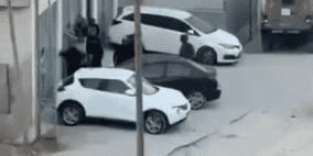 خاص| قوات الاحتلال تقتحم مخيم قلنديا.. اعتقالات وتحقيقات ميدانية واعتداءات على الأهالي