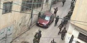 خاص | قلنديا تحت الحصار.. اعتقالات واسعة وسط مخاوف من تهجير جديد