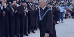 د. أحمد عودة لراية: كل خريجيّ أبنائي ومشاركتي في الرقص عفوية