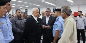 وزير الداخلية يتفقد محافظة أريحا والأغوار واستراحة المسافرين في معبر الكرامة