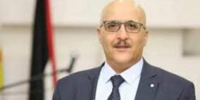 آلاف الخريجين يقعون ضحايا اختيار دراسة التخصصات المغلقة في فلسطين  بقلم : منتصر حمدان