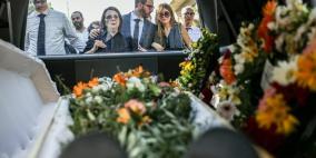 صور | تشييع جثمان الفنان التشكيلي الفلسطيني سليمان منصور في بلدة بيرزيت